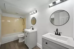 6082 Dooley Dr, The Colony, TX 75056 - Photo 14