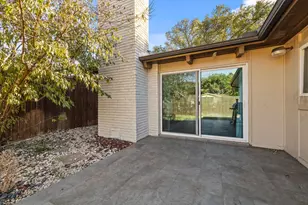 8605 Grumman Dr, Dallas, TX 75228 - Photo 30