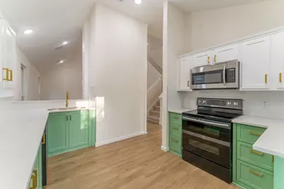 6400 Meadow Glen Drive, Arlington, TX 76018 - Photo 10