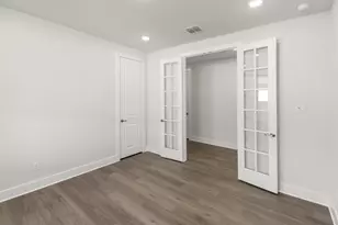 7224 Indian Paintbrush Ln, Little Elm, TX 76227 - Photo 8