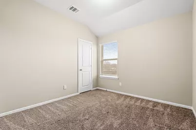 8025 Muddy Creek Drive, Fort Worth, TX 76131 - Photo 14