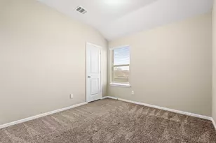 8025 Muddy Creek Dr, Fort Worth, TX 76131 - Photo 14