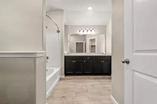 8025 Muddy Creek Dr, Fort Worth, TX 76131 - Photo 18