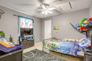 820 Ash St, Burleson, TX 76028 - Photo 12