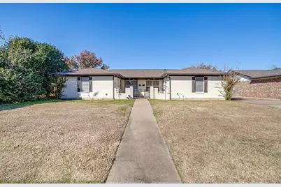 820 Ash Street, Burleson, TX 76028 - Photo 2
