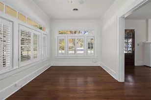 1325 Clover Ln, Fort Worth, TX 76107 - Photo 8