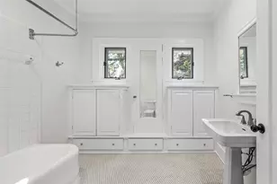 1325 Clover Ln, Fort Worth, TX 76107 - Photo 24