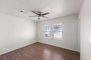 13741 Biggs St, Dallas, TX 75253 - Photo 12
