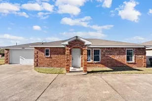 13741 Biggs St, Dallas, TX 75253 - Photo 2