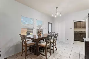 203 Stampede St, Waxahachie, TX 75165 - Photo 8