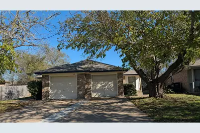 6709 Ridgecrest Court, Fort Worth, TX 76133 - Photo 1