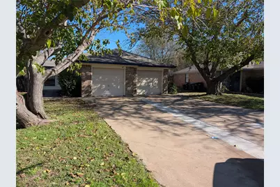 6709 Ridgecrest Court, Fort Worth, TX 76133 - Photo 2