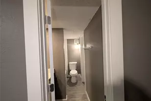 6709 Ridgecrest Ct, Fort Worth, TX 76133 - Photo 16