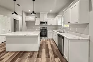 823 Edgar St, Greenville, TX 75401 - Photo 12