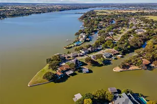 416 Granada Calle Ct, Granbury, TX 76049 - Photo 38