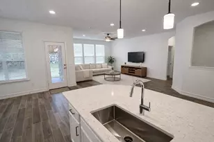 1604 Sawyer Dr, Aubrey, TX 76227 - Photo 10