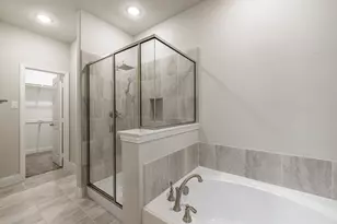 7813 Cottonwood Dr, Greenville, TX 75402 - Photo 16