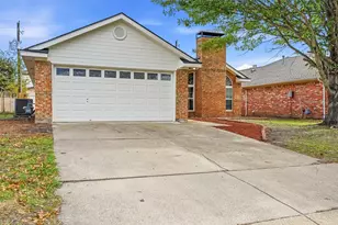 1005 Meadow Cir N, Keller, TX 76248 - Photo 2