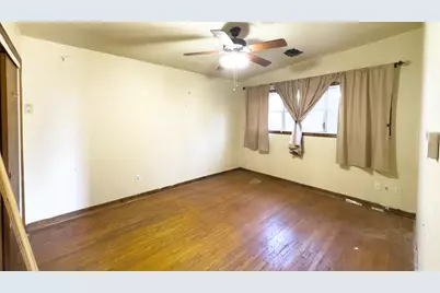 513 Holly Street, Angleton, TX 77515 - Photo 26