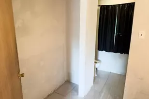 513 Holly St, Angleton, TX 77515 - Photo 22