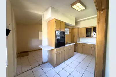 513 Holly Street, Angleton, TX 77515 - Photo 14