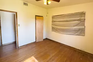 513 Holly St, Angleton, TX 77515 - Photo 28