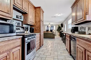 2513 Sunset St, Denison, TX 75020 - Photo 10