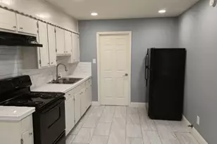 5505 Sun Valley Dr, Fort Worth, TX 76119 - Photo 6