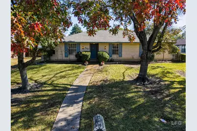 416 Newcastle Drive, DeSoto, TX 75115 - Photo 34