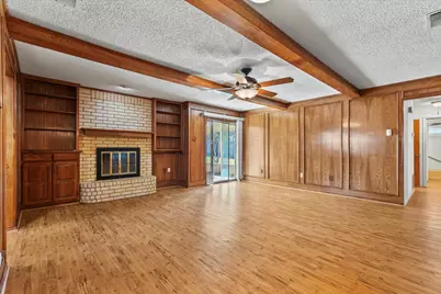 416 Newcastle Drive, DeSoto, TX 75115 - Photo 4