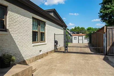 1134 N Clinton Avenue, Dallas, TX 75208 - Photo 28
