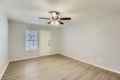 233 Creek Cove Drive, Dallas, TX 75217 - Photo 6