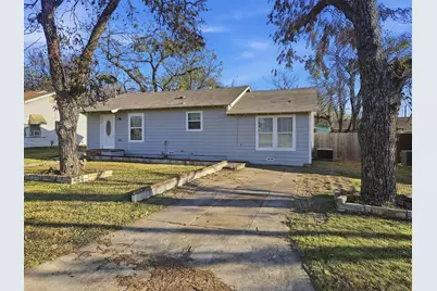110 Ramsey Avenue, Cleburne, TX 76031 - Photo 2