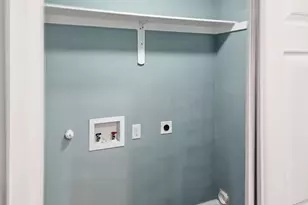 110 Ramsey Ave, Cleburne, TX 76031 - Photo 16