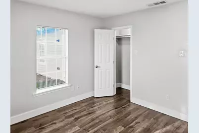 110 Ramsey Avenue, Cleburne, TX 76031 - Photo 24