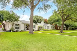 3616 Hilltop Rd, Fort Worth, TX 76109 - Photo 2