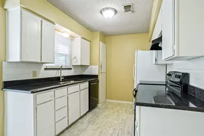 6116 Mackneal Trail, Watauga, TX 76148 - Photo 12