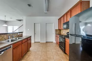 9137 Waterman Dr, Providence Village, TX 76227 - Photo 8