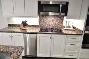 3208 Newfield Ct, Garland, TX 75044 - Photo 10