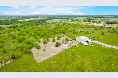 5912 E Interstate  30, Campbell, TX 75422 - Photo 2