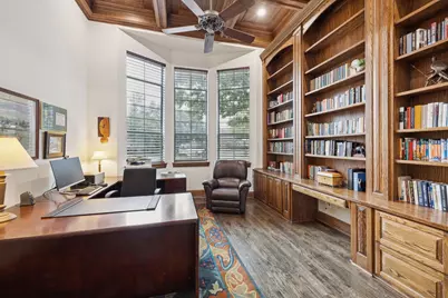 6824 Thorntree Drive, McKinney, TX 75072 - Photo 12