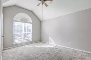 820 Flagstone Dr, Burleson, TX 76028 - Photo 22