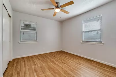 9535 Crestshire Drive, Dallas, TX 75227 - Photo 14