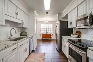 1147 Roaring Springs Rd, Fort Worth, TX 76114 - Photo 12