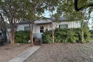 3230 S Llewellyn Ave, Dallas, TX 75224 - Photo 2