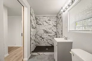 705 Moseley St, Lake Dallas, TX 75065 - Photo 10