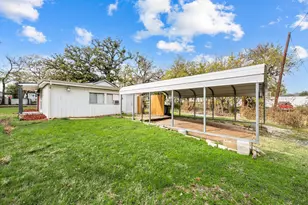 705 Moseley St, Lake Dallas, TX 75065 - Photo 14