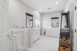 7957 Bal Harbour Ct, Fort Worth, TX 76179 - Photo 24