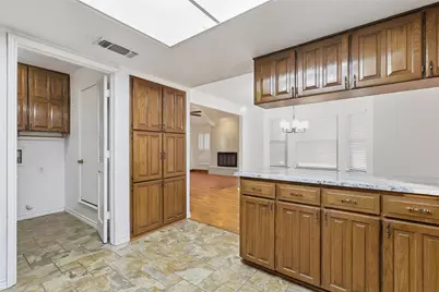 6205 Berlinetta Drive, Arlington, TX 76001 - Photo 6