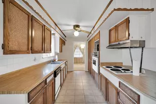 1320 Apache St, Arlington, TX 76012 - Photo 10